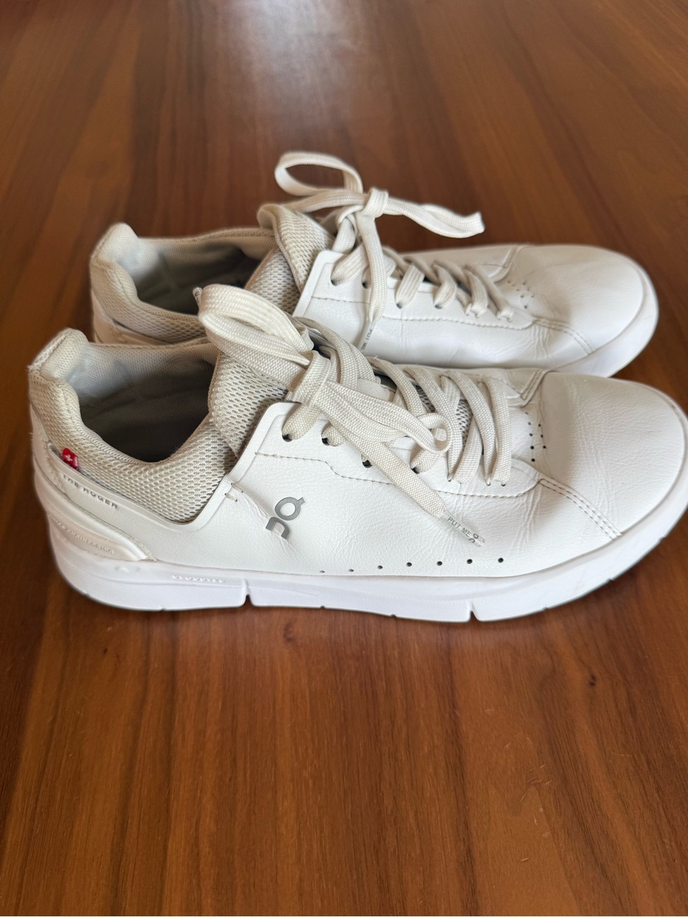 On Clouds Women’s White Leather Sneakers
